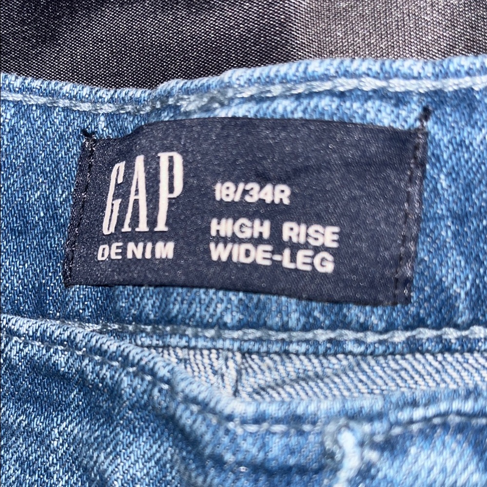 New GAP Wide-Leg Denim Jeans Size 18/34R - Picture 7 of 9